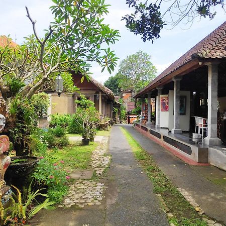 Oka Kartini Ubud Екстериор снимка